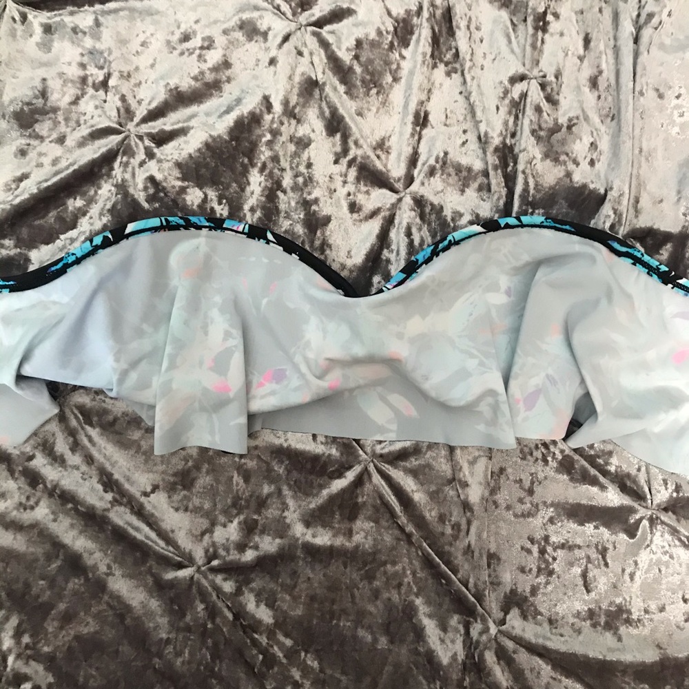 Beach Riot Bikini Top - Picture 4 of 6
